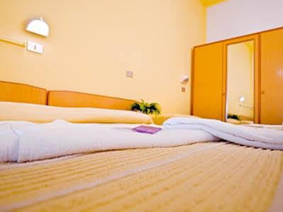 Hotel Antonia 3*